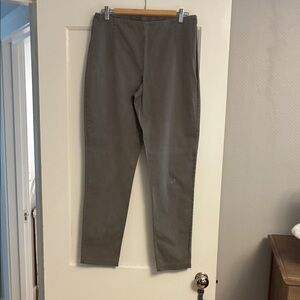 Black Label Women’s Chinos in Gray